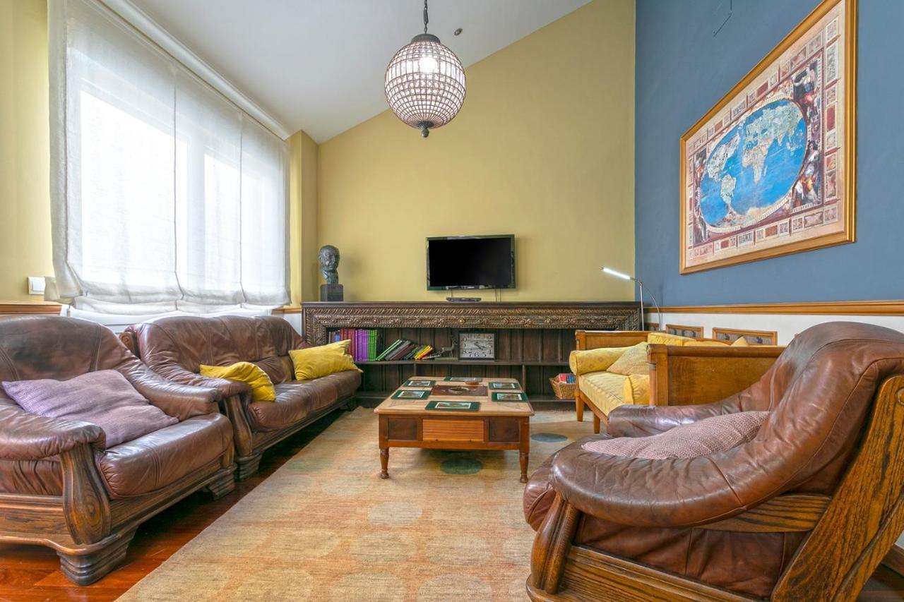Las Mansiones De Constitucion Apartamentosmalagamanagement Zewnętrze zdjęcie
